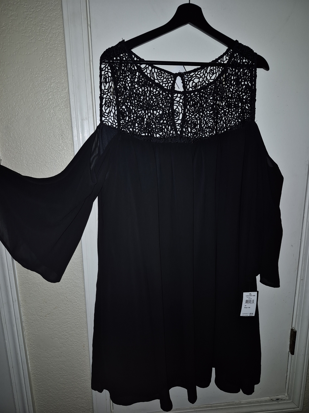 Nordstrom Black Cold-Shoulder Crochet Yoke Dress 3x